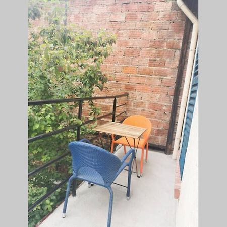 #4 Joli Appartement A 2 Pas Du Metro Et Paris 20 Bagnolet Exterior photo